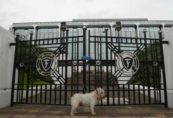 Firestone gates, Great West Road